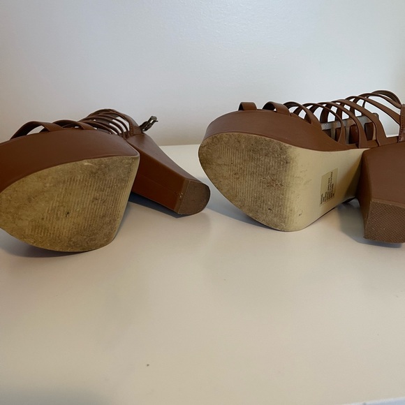 Steve Madden Glendael Caged Heel - Picture 6 of 11